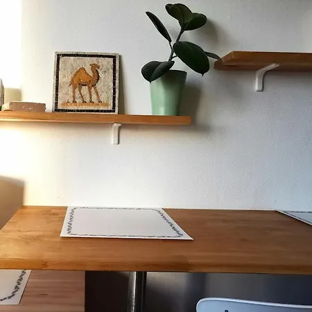 Apartment Cozy With Balcony At Lucie&jeremie Gare