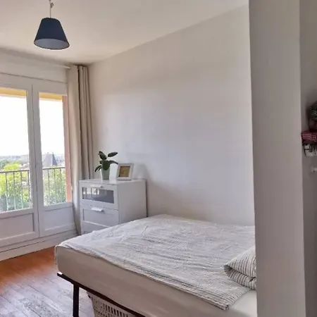 Cozy With Balcony At Lucie&jeremie Gare * Troyes